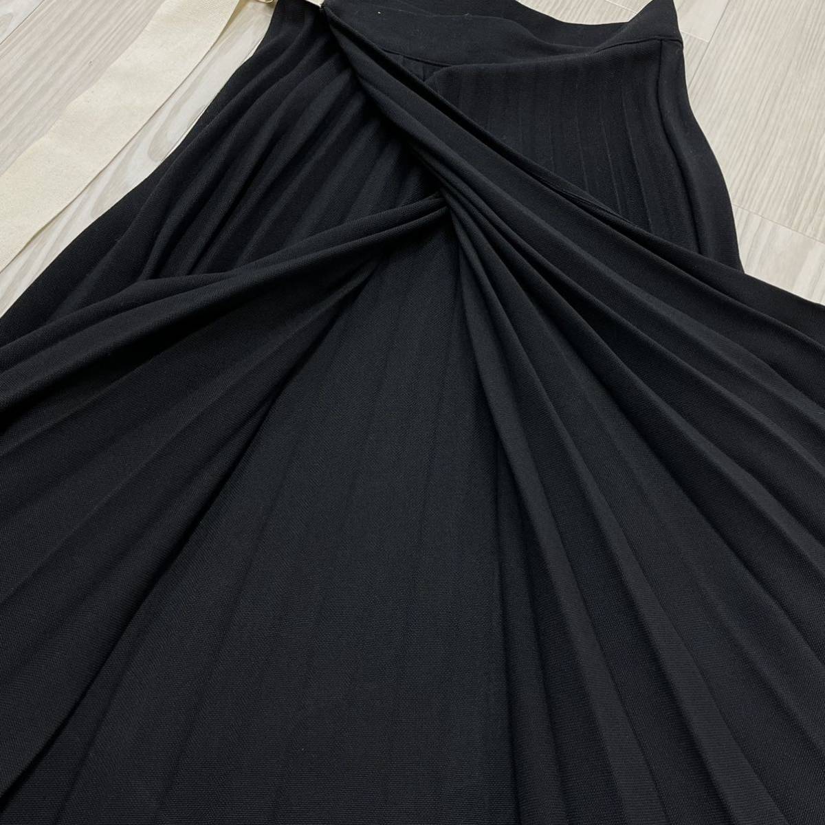 新品未使用 タグ付 LEINWANDE ラインヴァンド Pleats Wrapped 新品未使用 タグ付 LEINWANDE ラインヴァンド Pleats Wrapped