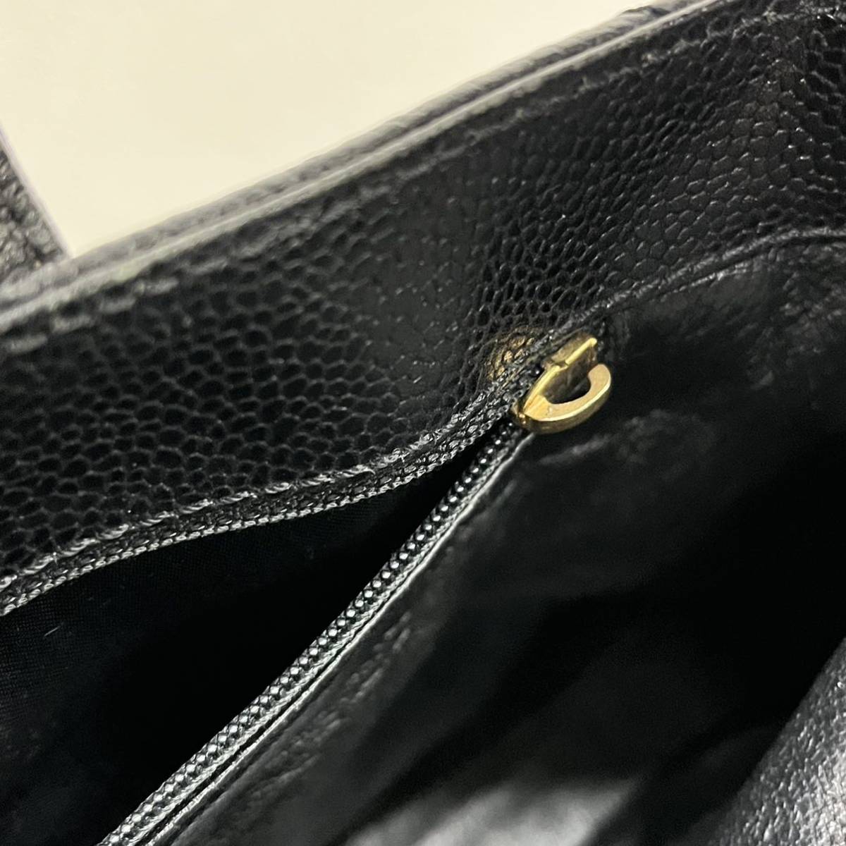 高級 CHANEL シャネル 6番台 キャビアスキン マトラッセ ココ 高級 CHANEL シャネル 6番台 キャビアスキン マトラッセ ココ