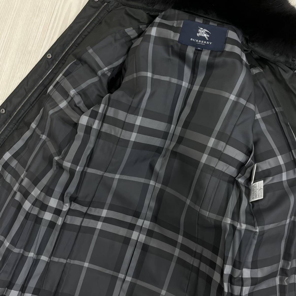美品 BURBERRY LONDON バーバリー ロンドン 裏地チェック柄 美品 BURBERRY LONDON バーバリー ロンドン 裏地チェック柄