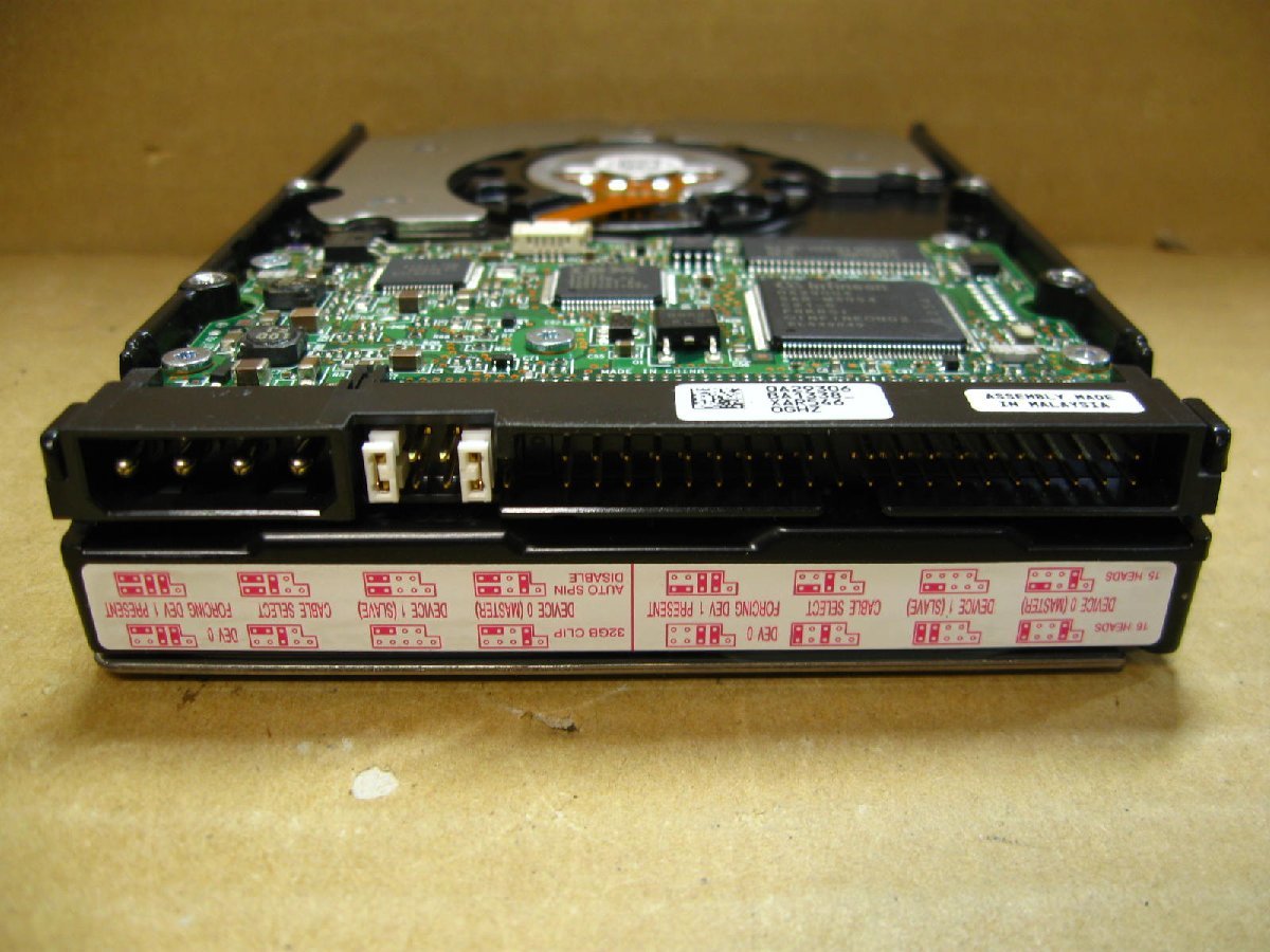 ▽HITACHI Deskstar HDS724040KLAT80 400GB IDE 3.5型 7200rpm 8MB 中古 日立_画像3