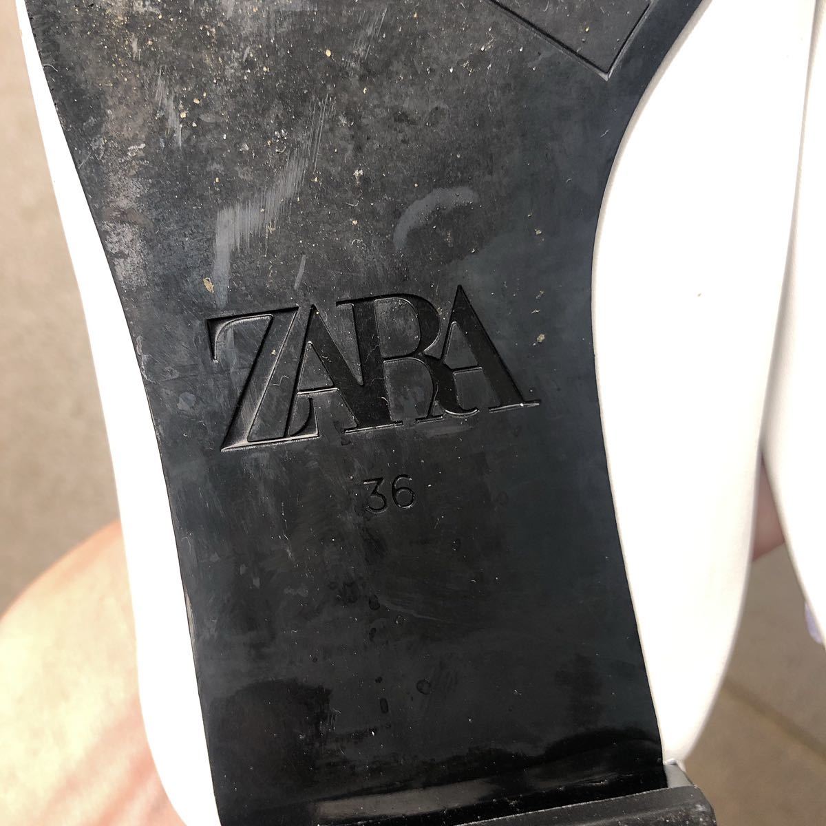 ZARA ザラ　スクエアトゥソフトフラットレザーミュール