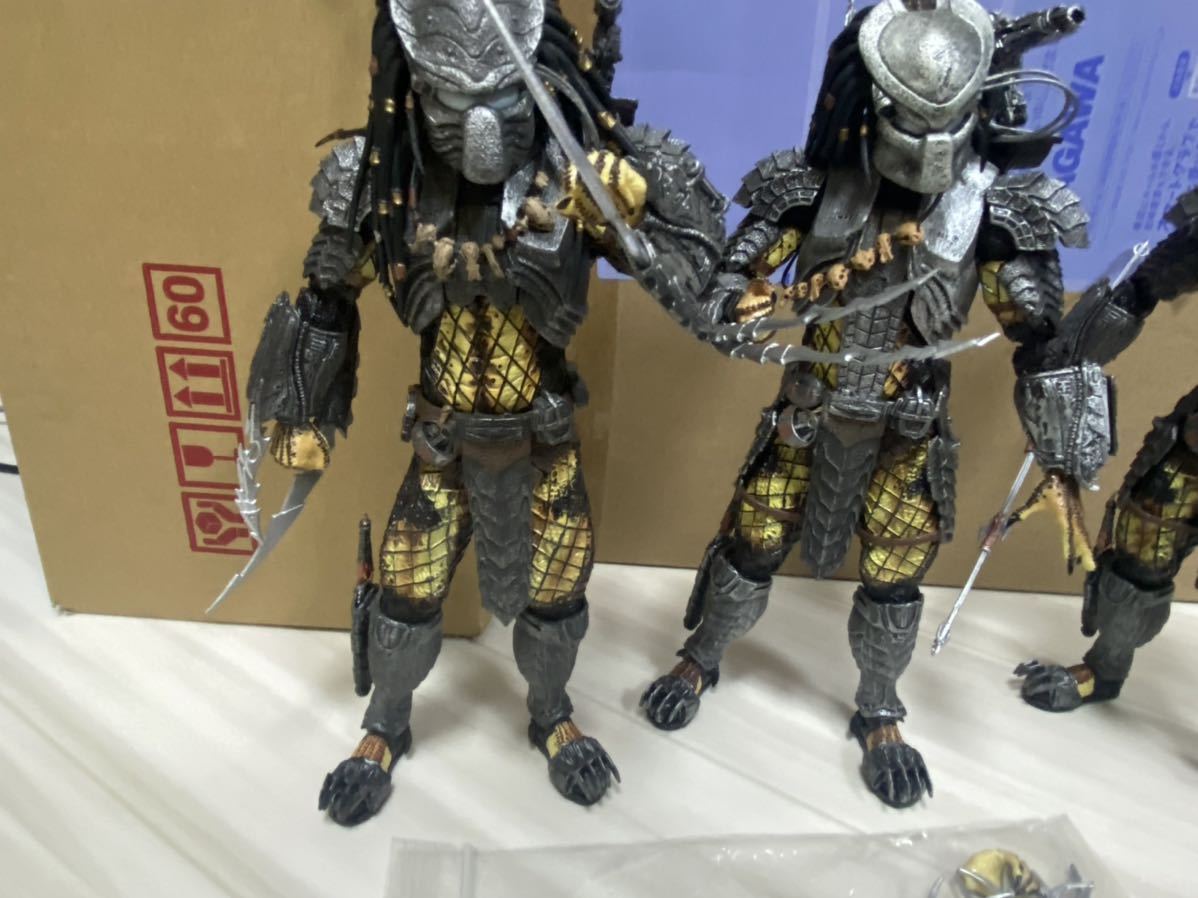 1円スタート] NECA プレデターフィギュア3体セット ケルティック