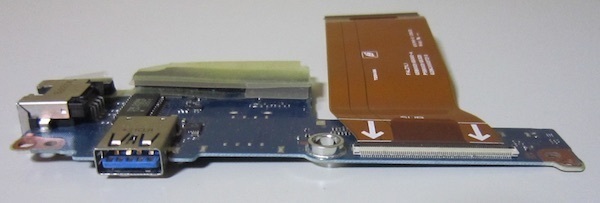 1299 東芝 ノートパソコン部品 dynabook R632/G 内部基板 USB LAN_画像3