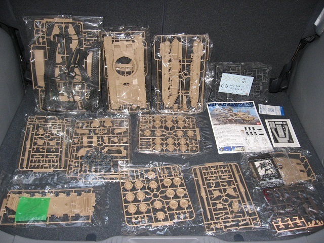 バンダイ1/35地球連邦軍61式戦車5型セモベンテ隊 M61A5 機動戦士 バンダイ1/35地球連邦軍61式戦車5型セモベンテ隊 M61A5 機動戦士
