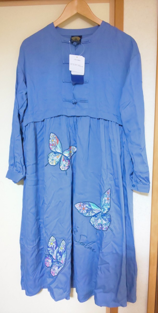 イズスカラーisscolar蝶刺繍チャイナ釦ワンピース ブルー新品未使用タグ付き