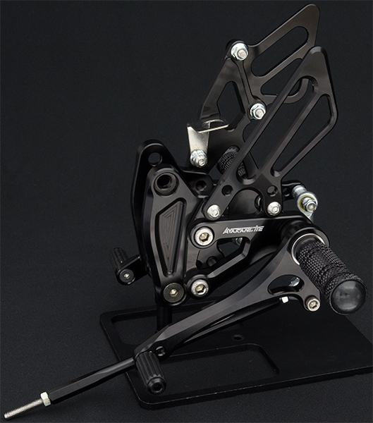 Z1000 10-15 バックステップ rearsets Black_画像1