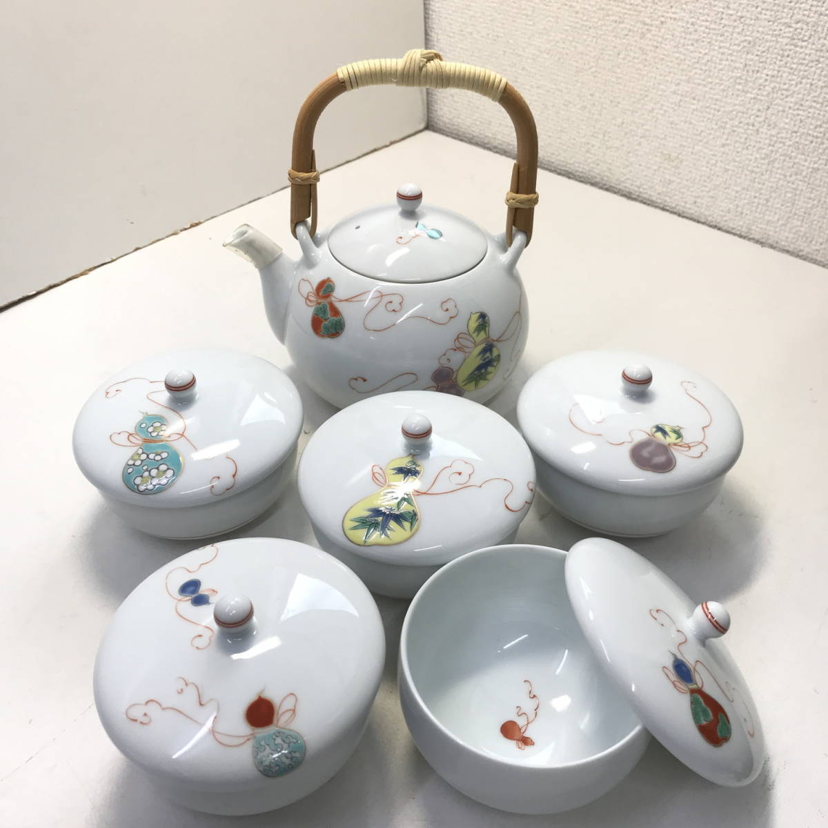 ▽深川製磁 花ひょうたん 土瓶茶碗揃 瓢箪 湯呑 蓋付 急須 湯呑5客
