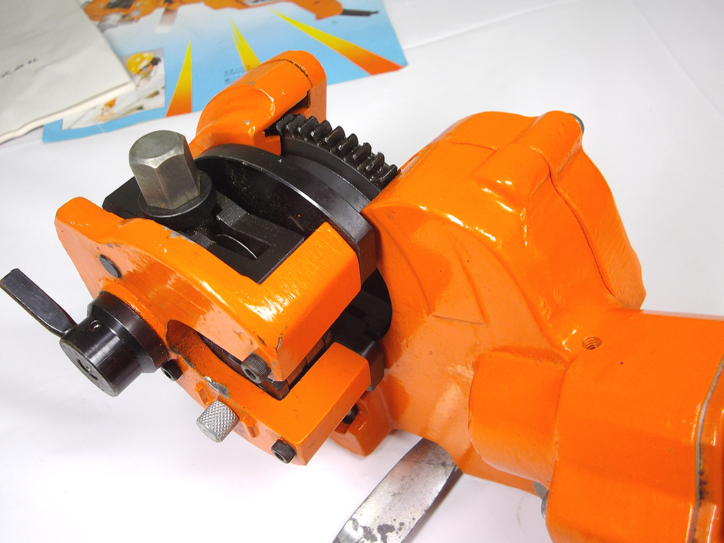 電動パイプカッター DAIA PC-30 ダイア MP-100M 電動パイプカッター DAIA PC-30 ダイア MP-100M