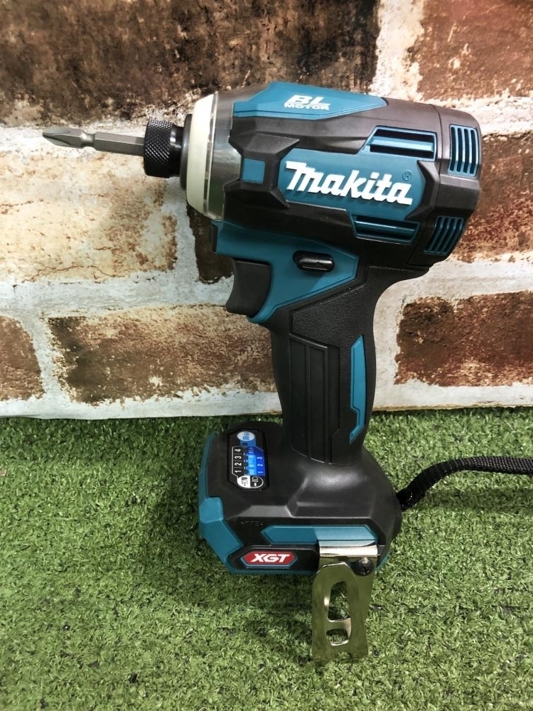 006□未使用品・即決価格□makita マキタ 充電式インパクトドライバ