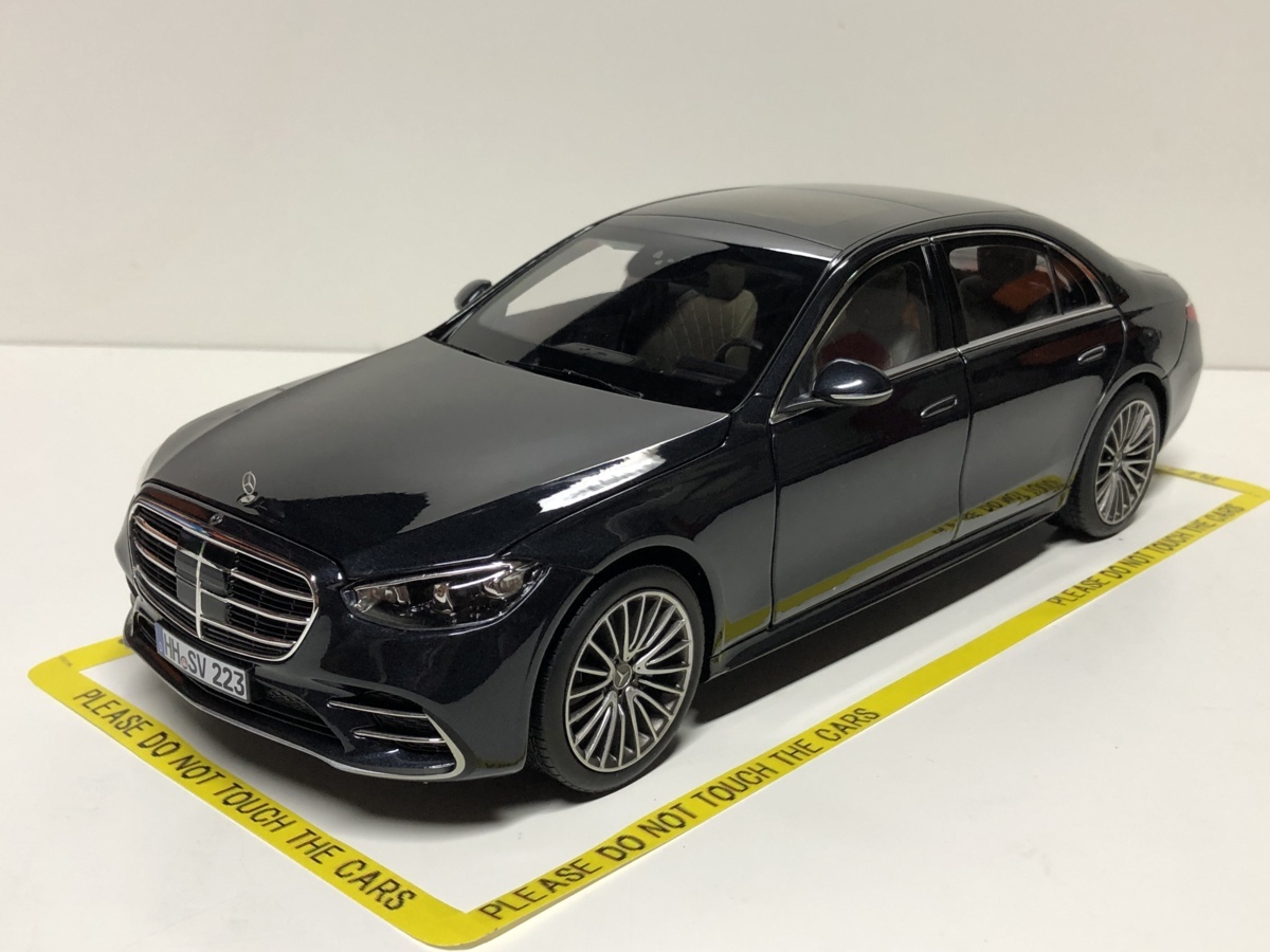 新発売! NOREV 1/18 Mercedes-Benz New S klass (V223) ダークブルー