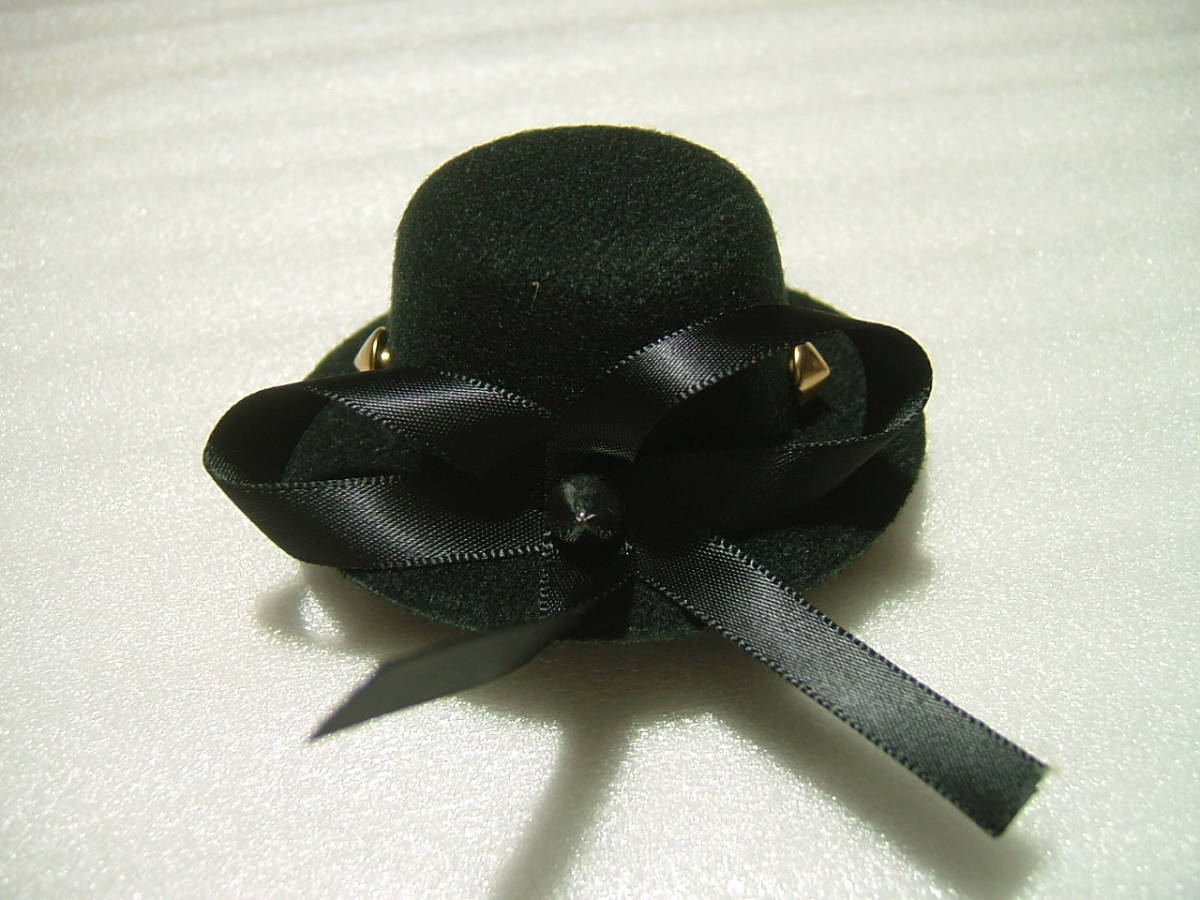 即決　ミニ帽子ヘアピン　黒　直径8×3.7cm　お出かけ、パーティー、ハロウィンなどに_画像3