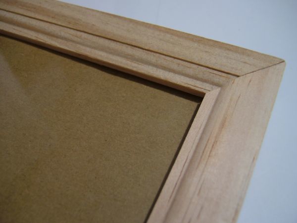 木製A4フォトフレーム　白木枠　24×32.5cm 枠幅2.1cm_画像2