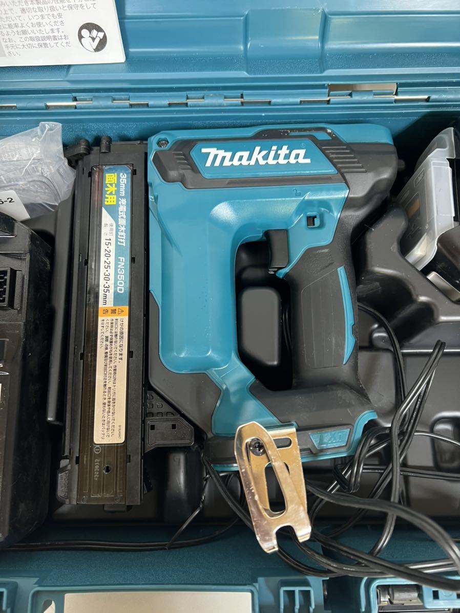 新品未使用品 マキタ makita 35mm充電式面木釘打 FN350D 18V バッテリー 充電器付き