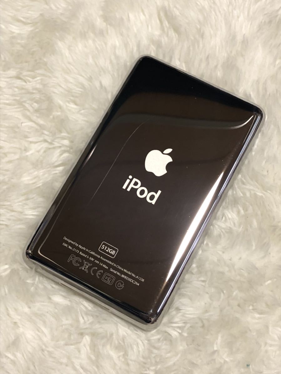 今年も話題の iPod classic 第7世代 160GBからSSD512GBにシルバー 銀