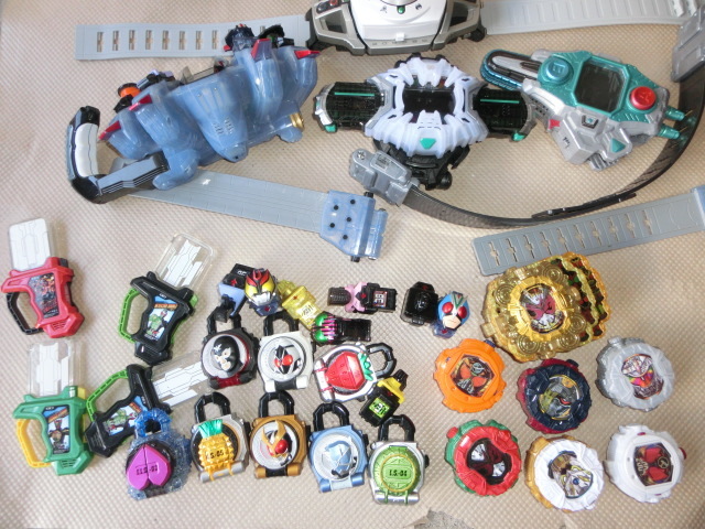 BANDAIバンダイ 仮面ライダー変身ベルト まとめて大量 戦隊シリーズ