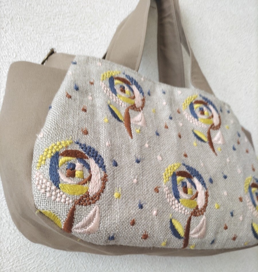 SOLD!! ミナペルホネン☆アネモネ、サンドローズのハンドメイド プランプバッグ♪