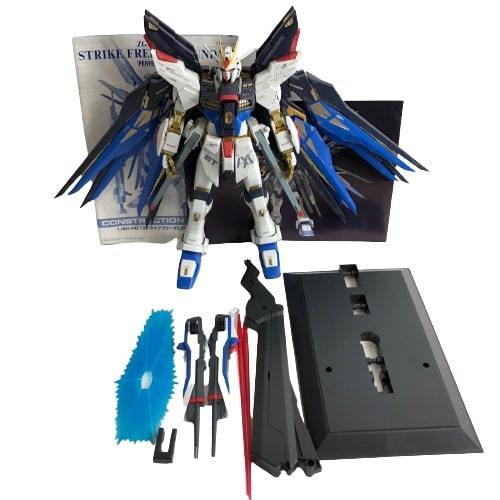 USED バンダイ PG 機動戦士ガンダムSEED DESTINY ストライク