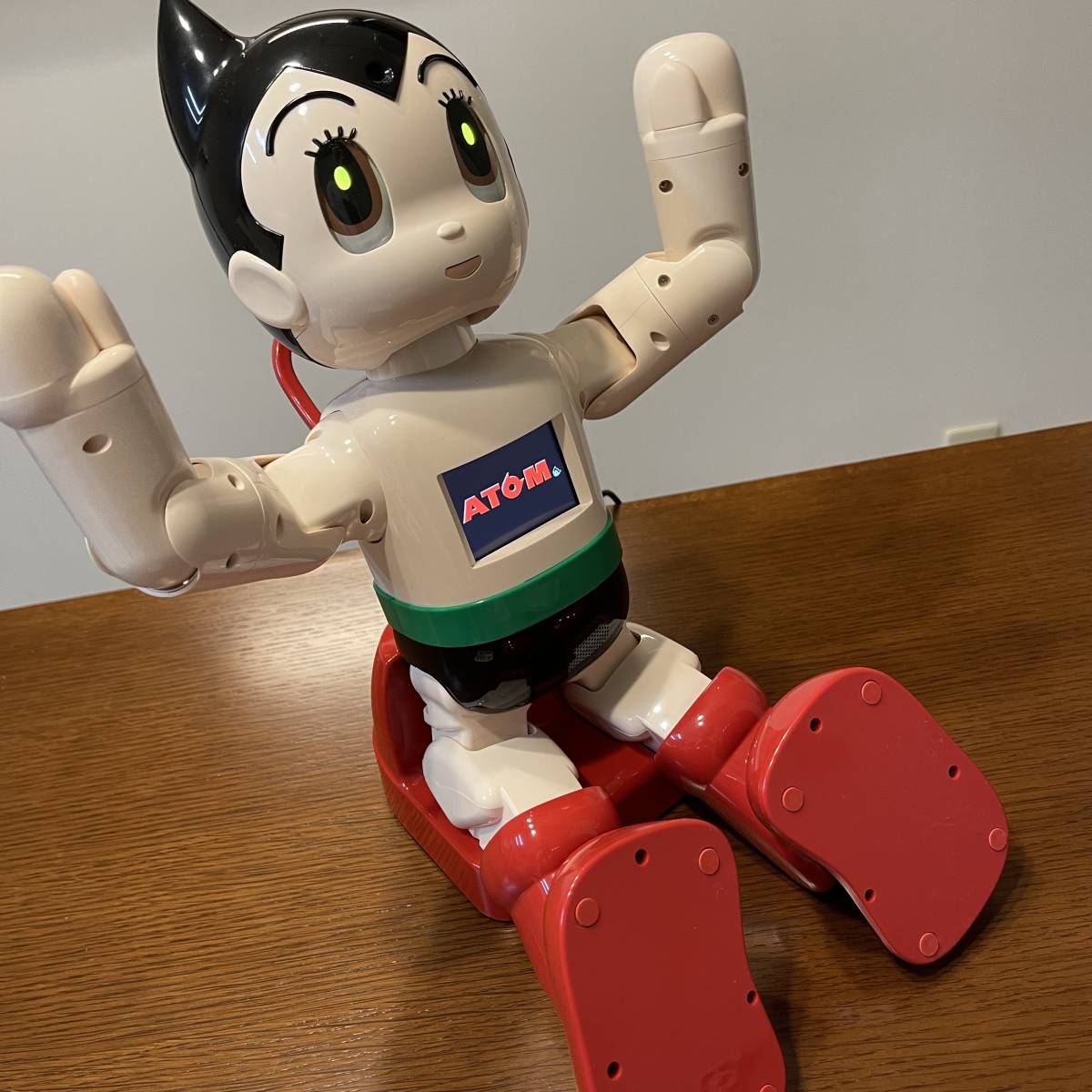 ジャンク品】週刊 鉄腕アトムを作ろう! 組み立て済み <1円 ジャンク品】週刊 鉄腕アトムを作ろう! 組み立て済み <1円