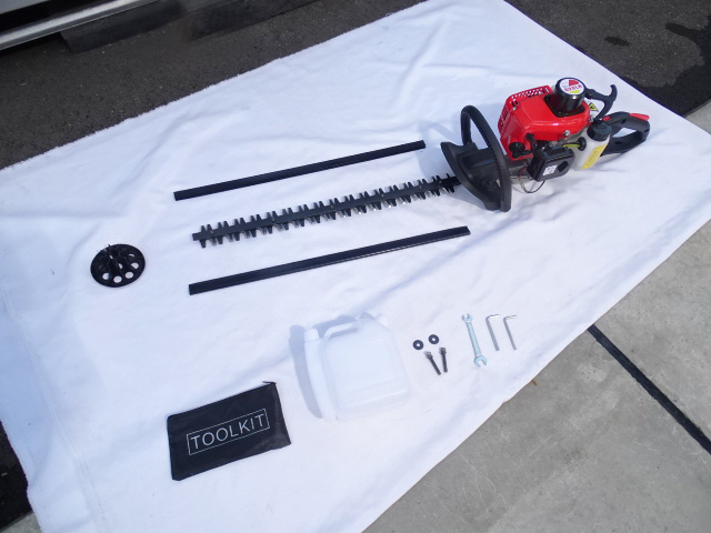 希少 黒入荷 庭木 ガーデニング バリカン 22 5cc 両刃タイプ 刈り刃570ｍｍ 枝切り ヘッジトリマー エンジン式 格安売り切り 生垣 刈払機 草刈機 剪定 本体 Labelians Fr