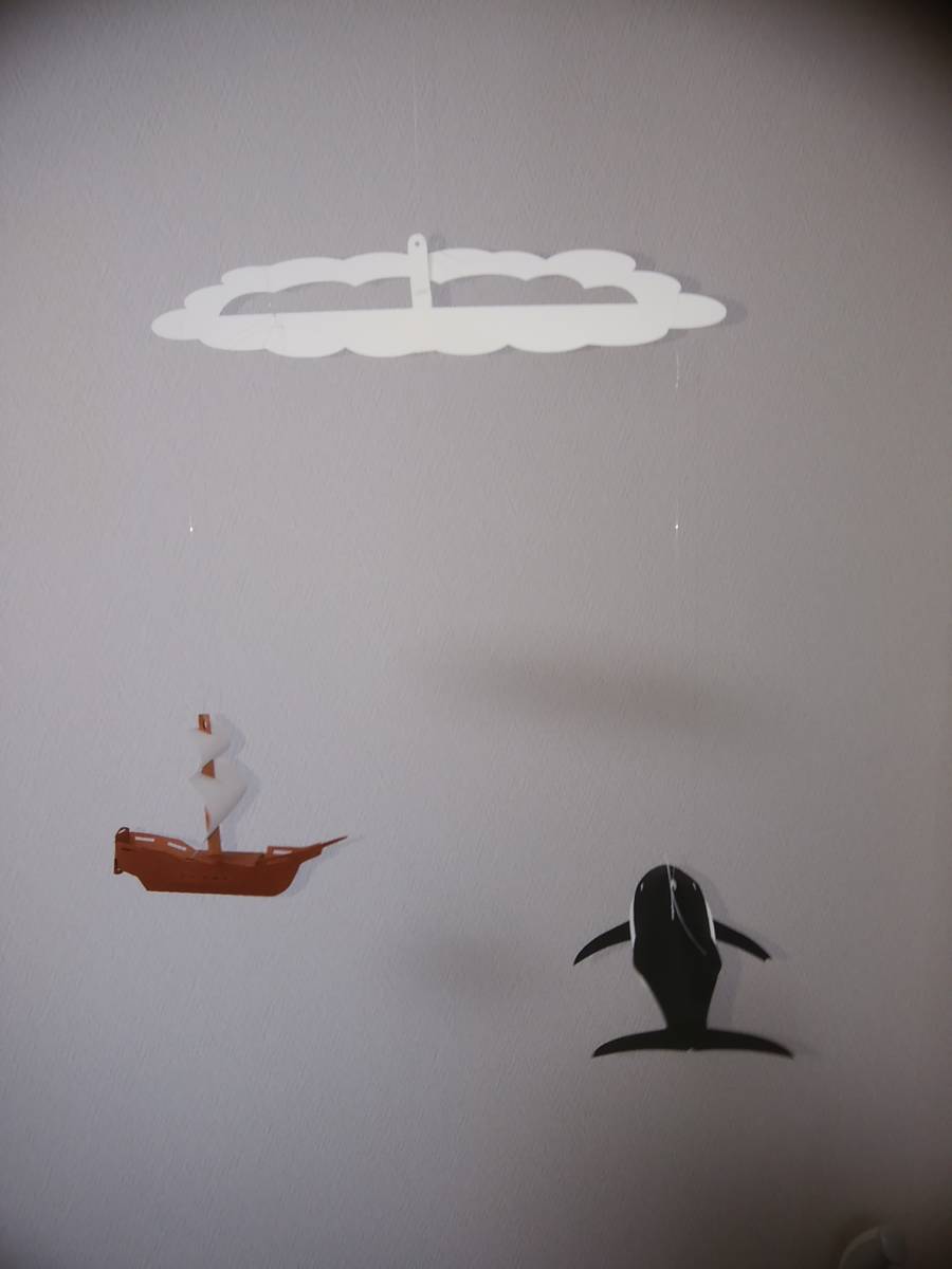 ヤフオク 切り絵 モビール 立体帆船と立体クジラ 紙製天秤