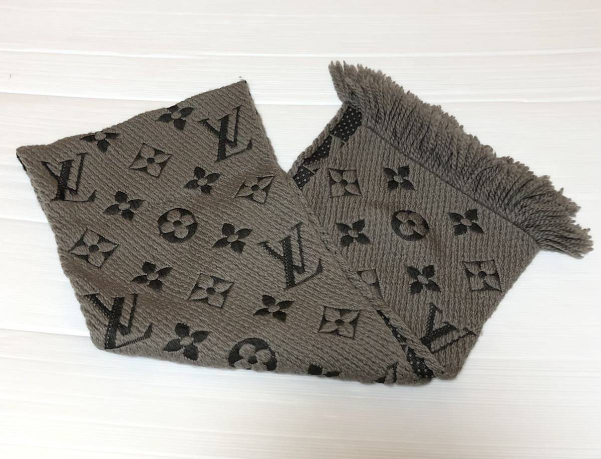 LVJグループ(株) 国内正規 ■ LOUIS VUITTON ルイヴィトン ■ 413287 エシャルプ ロゴマニア シルク混ウール モノグラム刺繍 マフラー_画像2