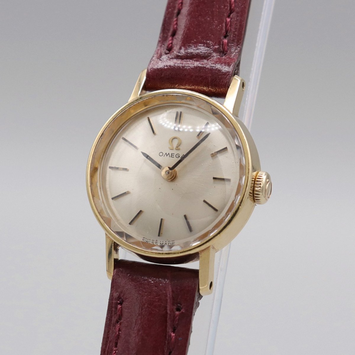 OH済】1966年 オメガ K18 金無垢 cal620 アンティーク カットガラス 手巻き ヴィンテージ レディース アクセサリー、時計 ブランド腕時計  オメガ