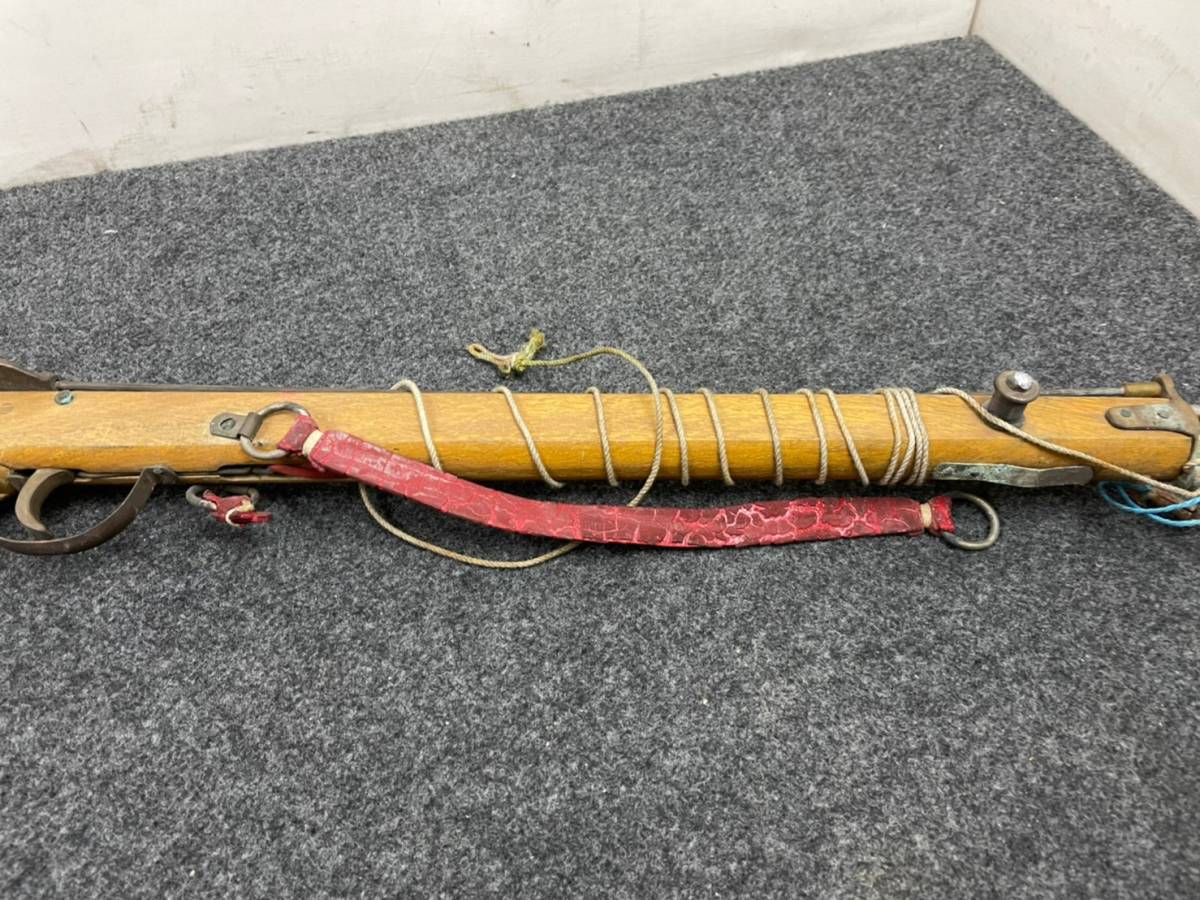 2-8【1円スタート】 水中銃 Fishing gun king size 6㎜ 木製銃 2-8【1円スタート】 水中銃 Fishing gun king size 6㎜ 木製銃