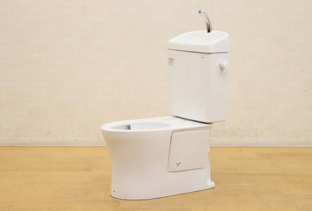 021806K 未使用品 TOTO トイレ 便器 タンク 手洗いセット CS232BW VR