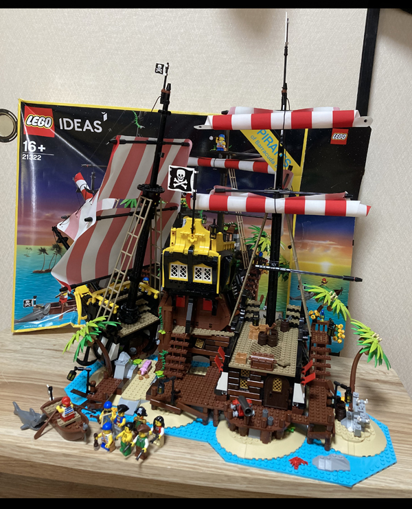 ヤフオク!    レゴ  赤ひげ船長の海賊島 現状品 送