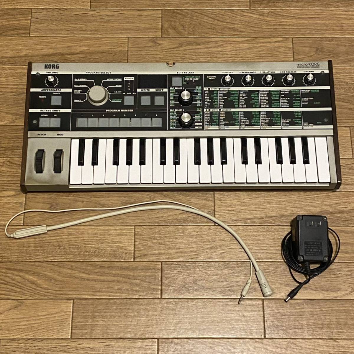 ジャンク MICROKORG マイクロコルグ シンセサイザー ボコーダー - 器材