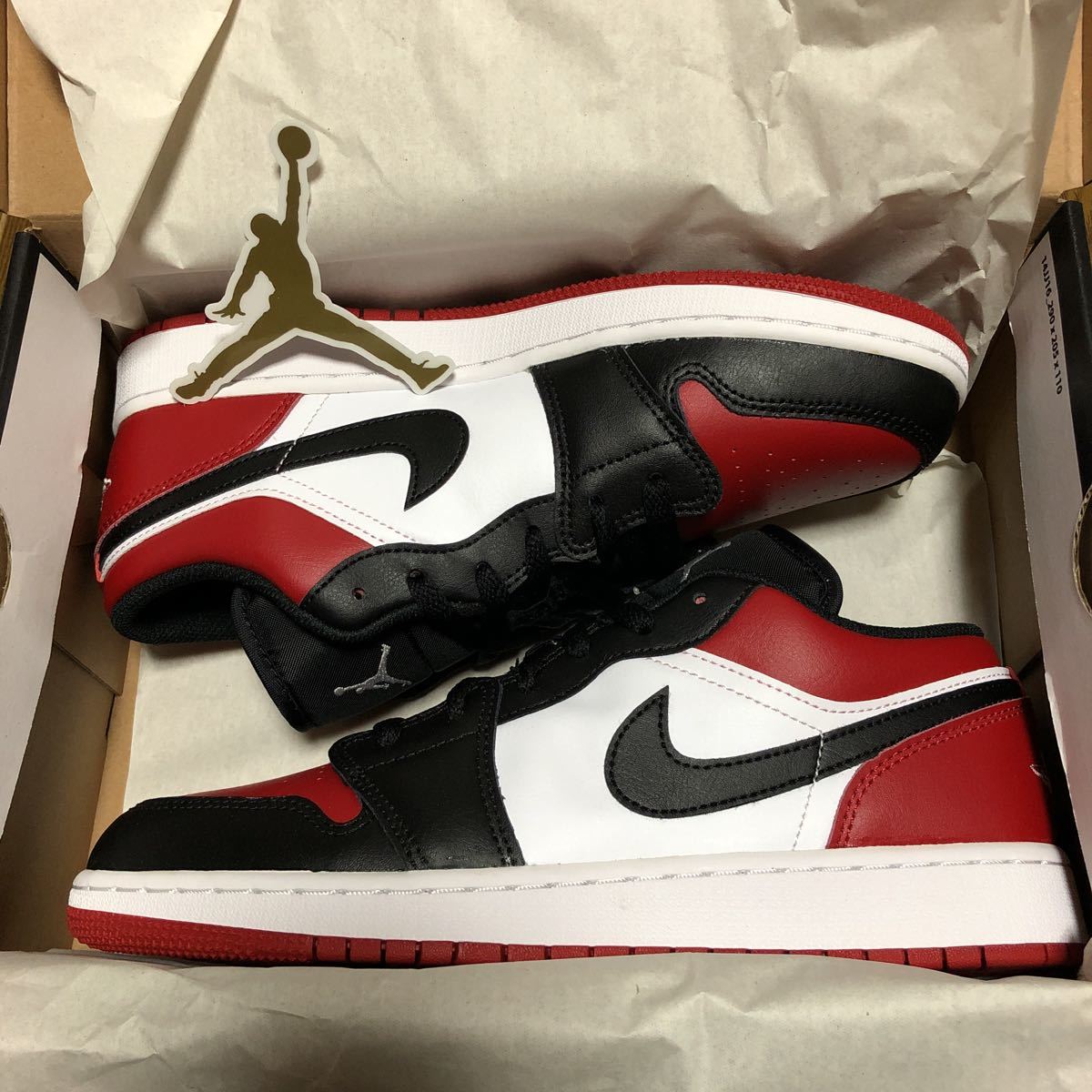 新品未使用 国内正規品 25cm US7Y NIKE GS AIR JORDAN 1 LOW BRED TOE ナイキ エアジョーダン1 ロー　ブレッドトゥ ジュニア レディース_画像1