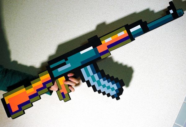 コスプレ マインクラフト ライフル 茶色 クリーパー 武器 銃 ピストル アイテム 　ak42　子供 大人 pvc 安全 道具_画像5