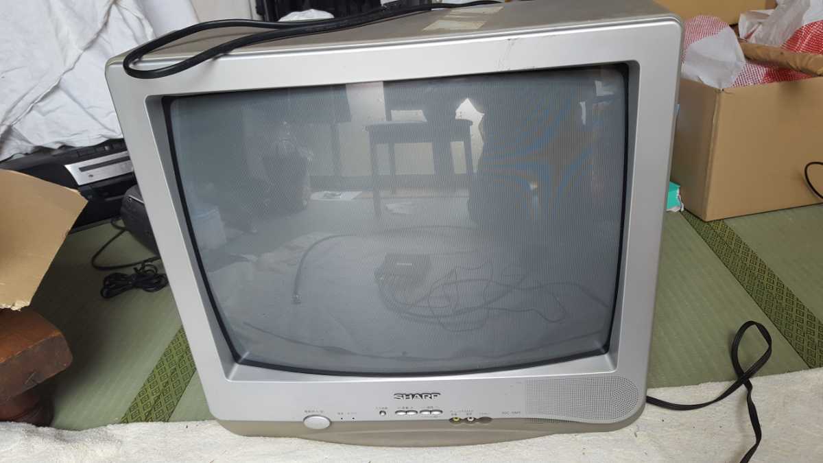 Yahoo!オークション - ブラウン管テレビ 地デジ対応の調整器付き Yahoo!オークション - ブラウン管テレビ 地デジ対応の調整器付き