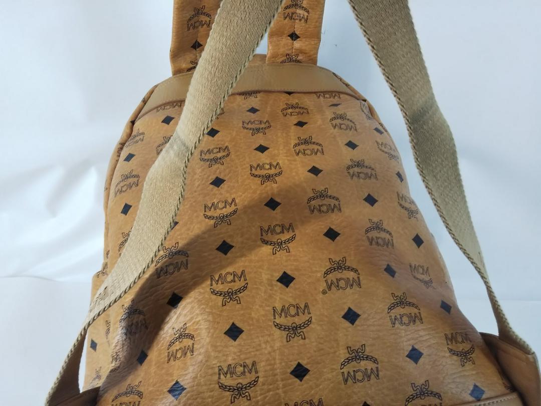 1円~】MCM スタッズ リュック バックパック ブラック レザー