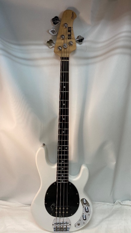 u46668 Sterling by MUSIC [SUB series] used electric bass operation ok