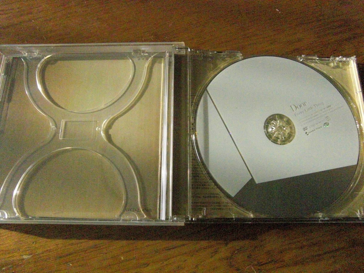 EVERY LITTLE THING/DOOR CD+DVD 初回限定盤_画像3
