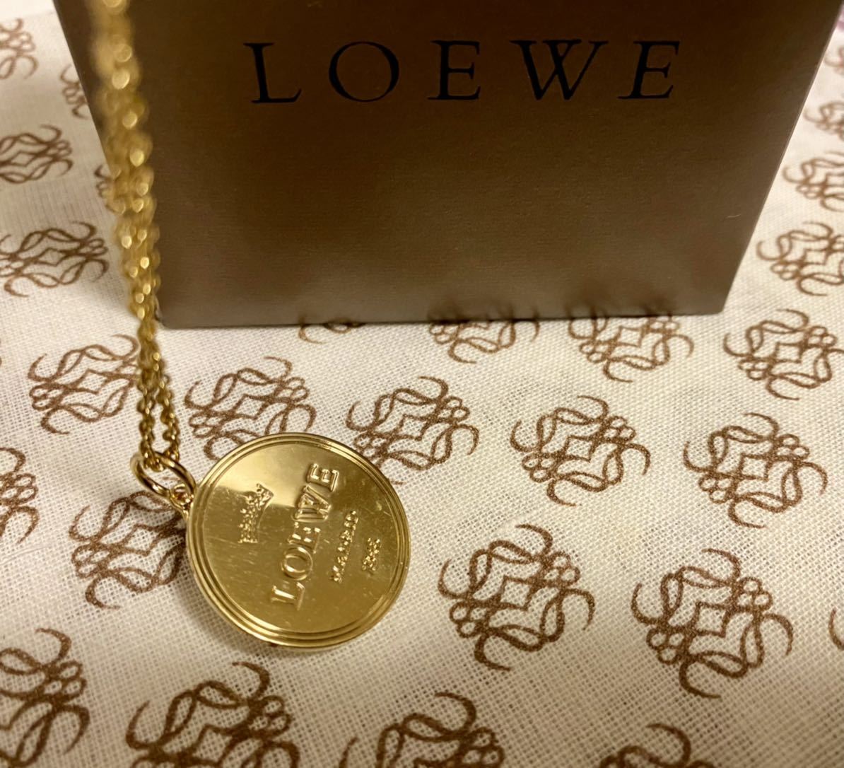 美品♪ 正規品　大きいサイズ　ロエベ　LOEWE トップ　ペンダント　ネックレス　チャーム　ゴールド　プレゼントにも♪