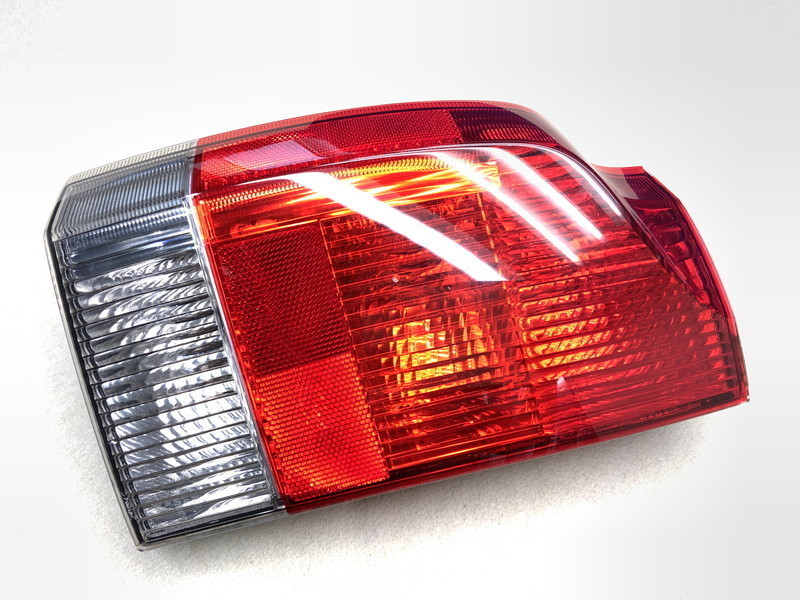 VL043 SB V70 2.4 original left tail lamp * top and bottom set *9154493/9154497 [ animation equipped ]0 * prompt decision *