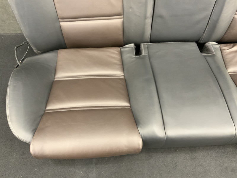 AU056 4E S8 5.2 quattro electric original leather rear seats * hole / crack none [ animation equipped ]*