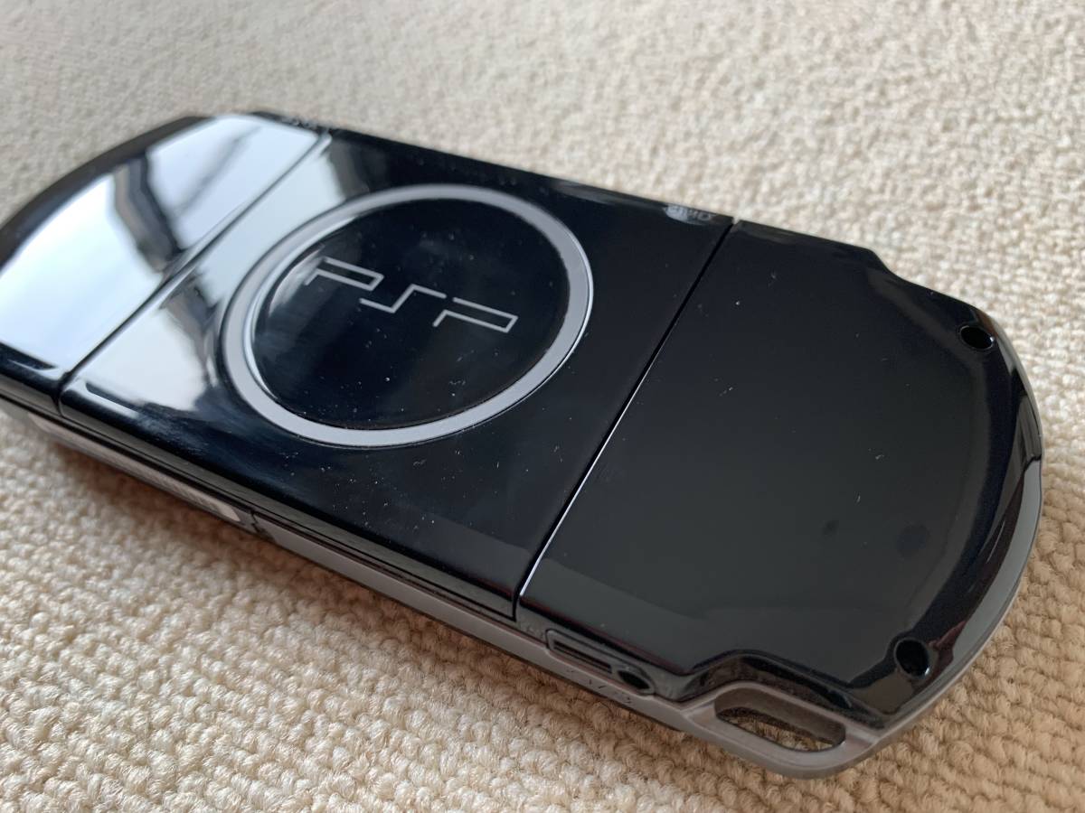送料無料 PSP 3000 グランツーリスモ エディション GRAN TURISMO レーシングパック GT7前にいかがですか？