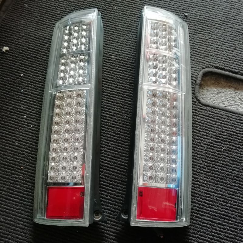 魅力的な魅力的なエブリイワゴン DA64W スクラム スモークフルLED