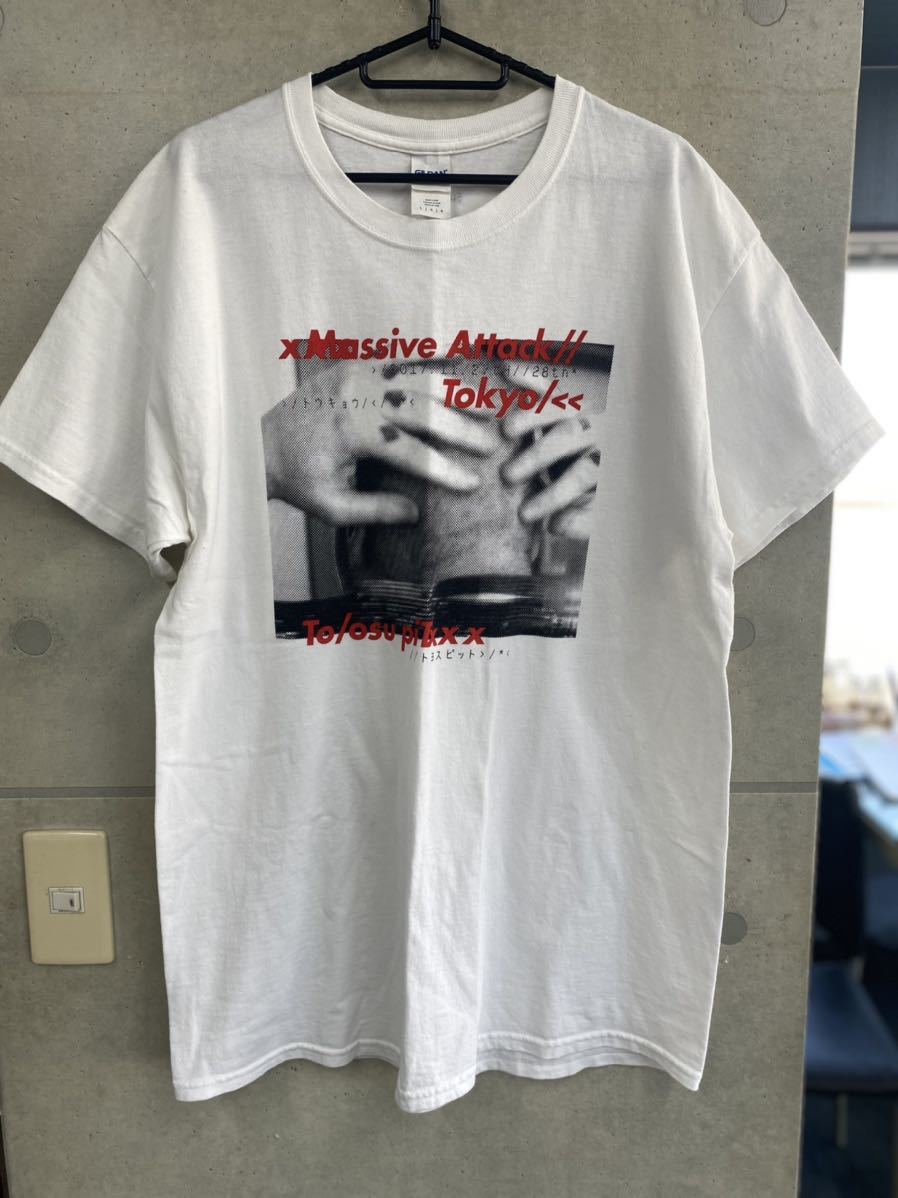 希少　massive attack Tシャツ　サイズL バンドTシャツ SOPH ホワイト　正規品　_画像1