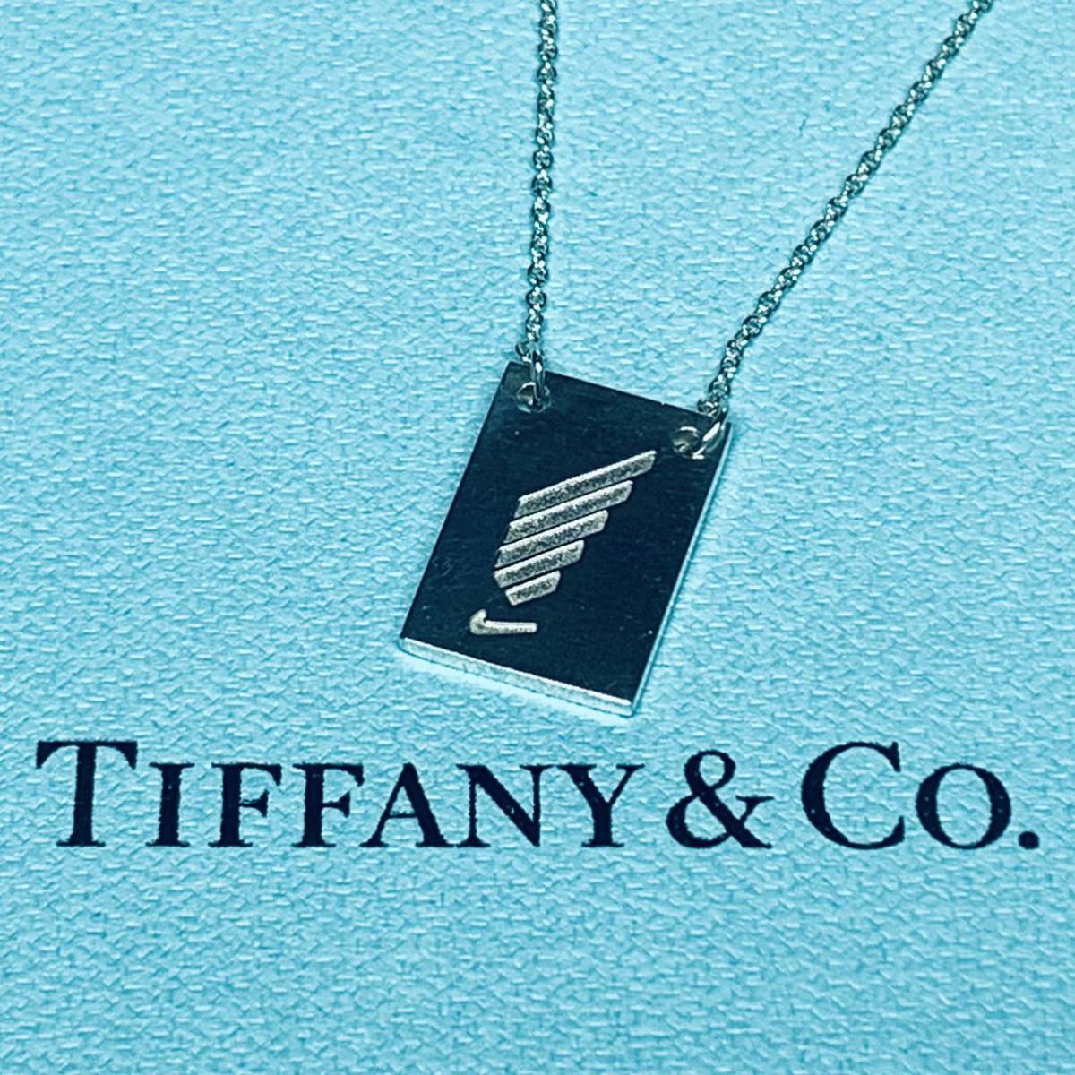 Yahoo!オークション - TIFFANY & CO. x NIKE ティファニー ナ...