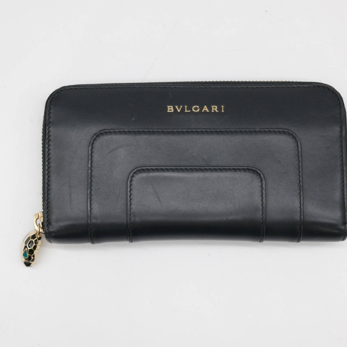 BVLGARI ブルガリ セルペンティ 長財布 ラウンドファスナー 黒
