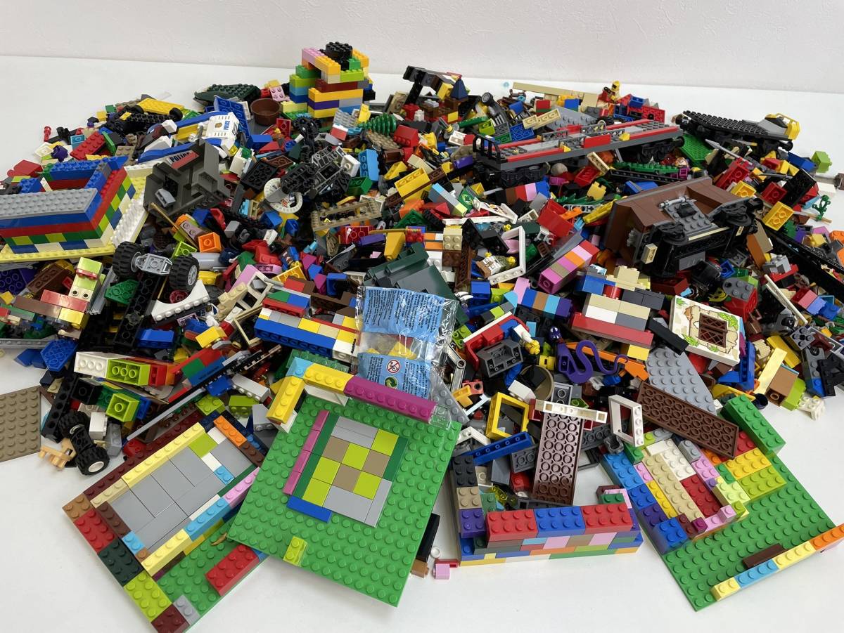 レゴ レゴブロック LEGOまとめ売り スポーツカー 板 ミニフィグ 小物
