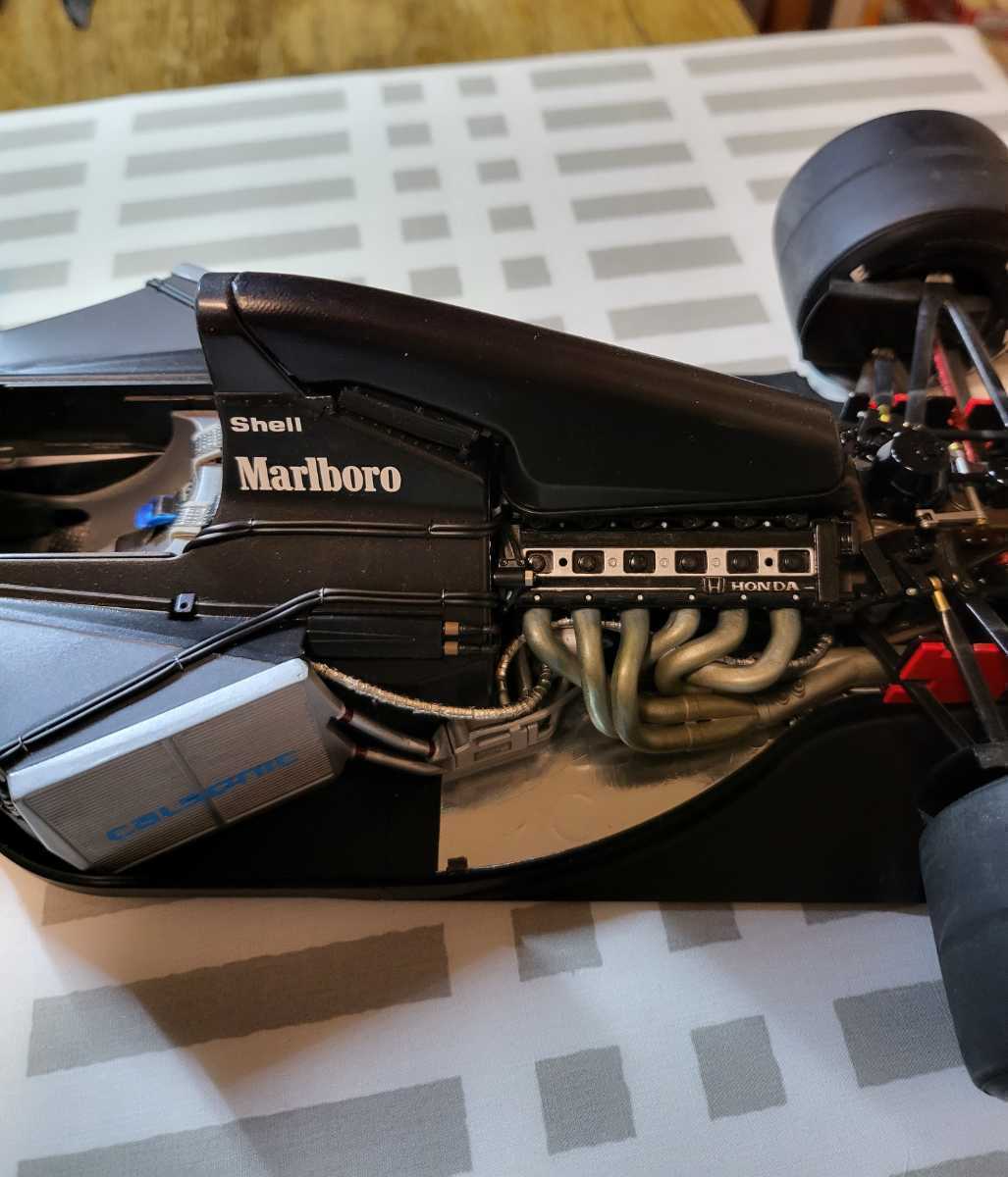 タミヤ アイルトン・セナ プラモデル完成品 1/12 マクラーレン タミヤ アイルトン・セナ プラモデル完成品 1/12 マクラーレン