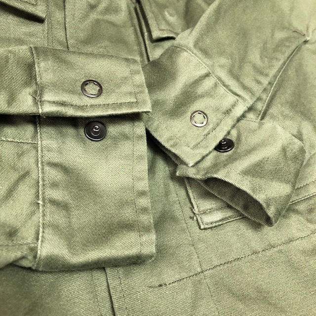 ヨーロッパ古着 オランダ軍 実物 70s コットン フィールドシャツジャケット 88 ユーロ ミリタリー 軍物 ヴィンテージ オールド 厚手 ●65