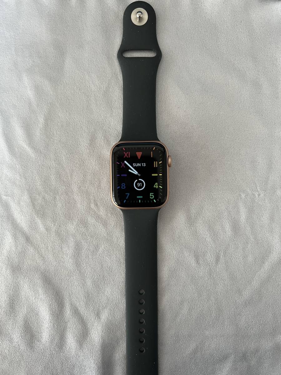 Yahoo!オークション - Apple Watch Series 5 44mm GPS ゴールド Yahoo!オークション - Apple Watch Series 5 44mm GPS ゴールド