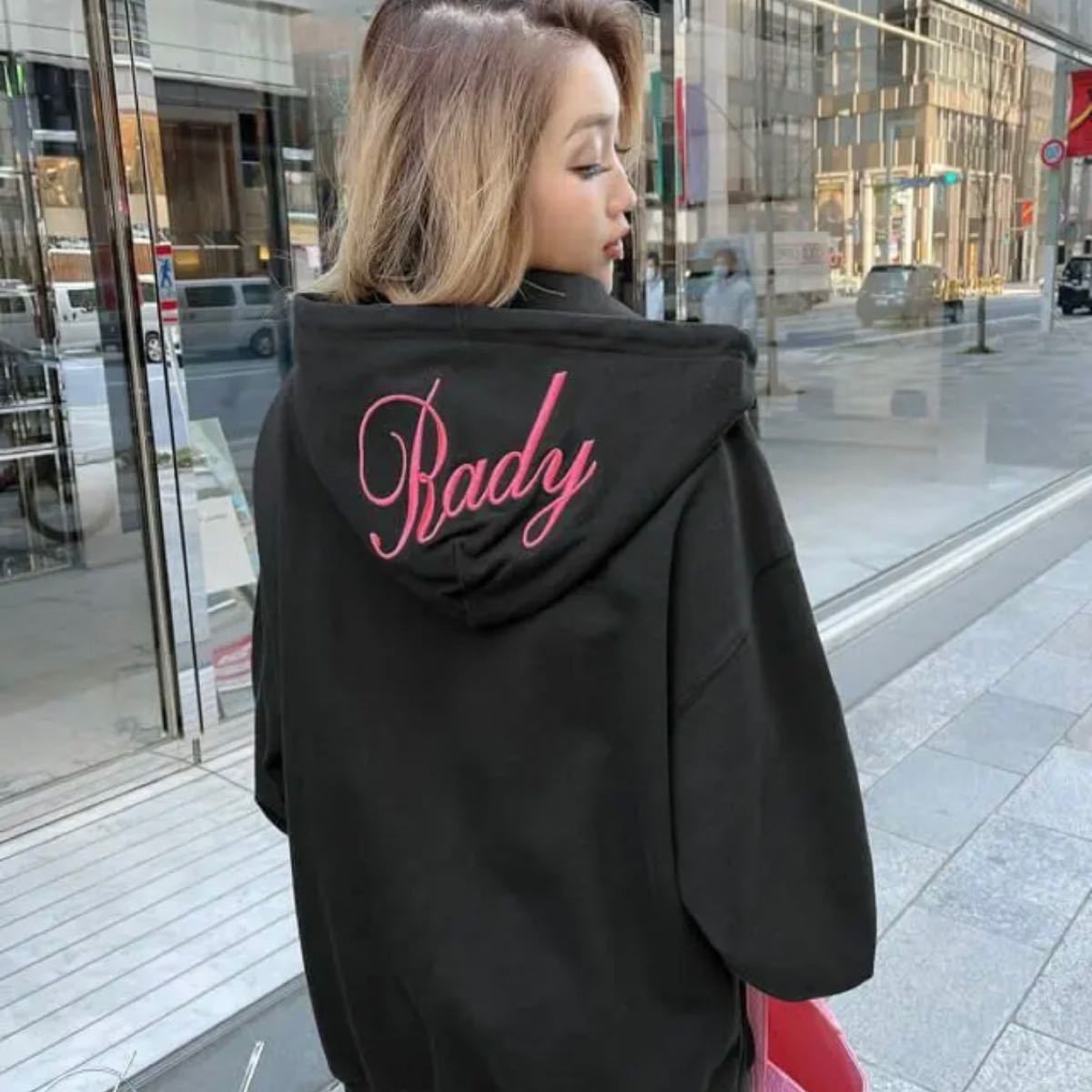 rady ロゴ フーディー黒×ピンクセットアップ パーカーのみ ブラックトップス
