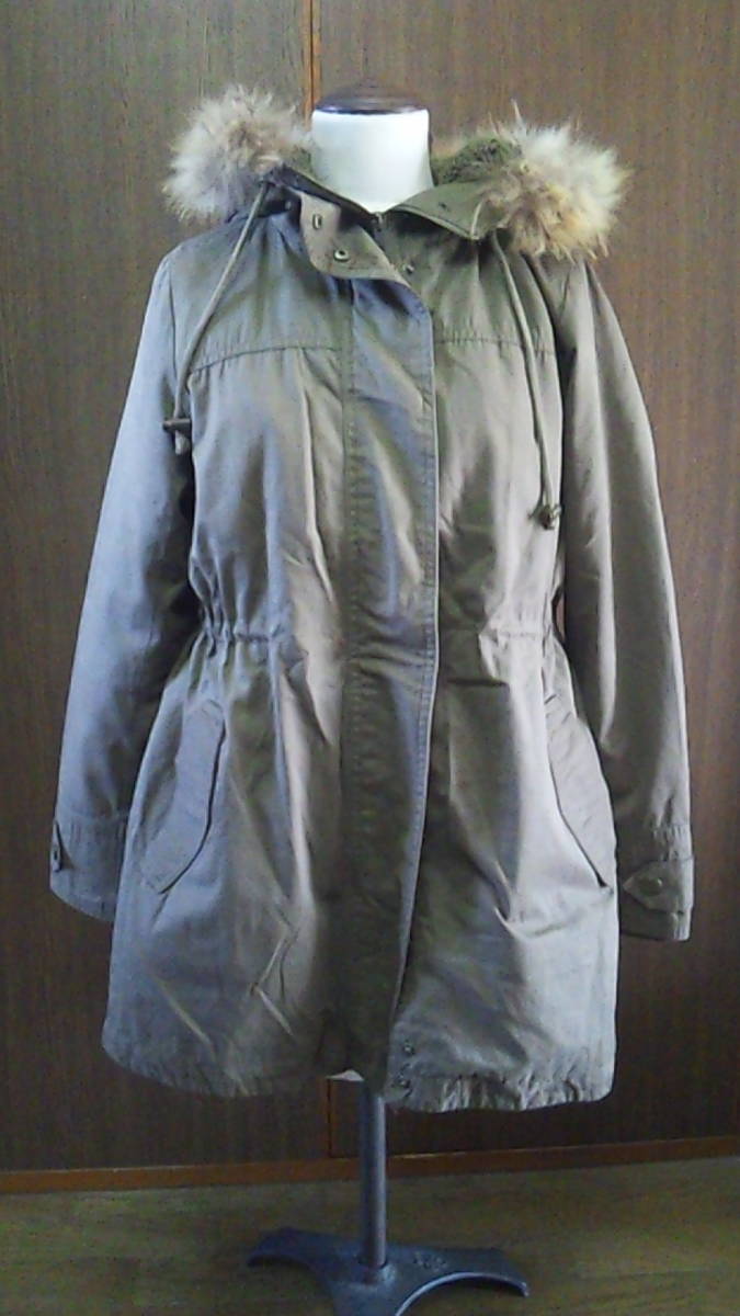  lady's coat moss green inside boa liner M size used liner removed possibility cuffs wool sphere 
